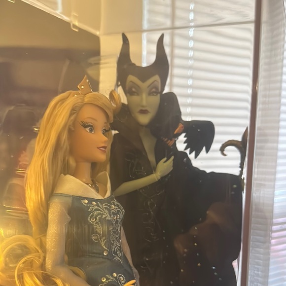 Disney Fairytale Aurora and Maleficent Doll Set - Picture 5 of 8
